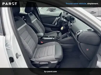 Photo 26 Citroën C4 1.2 PURETECH 130 CH YOU Plus