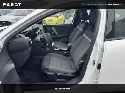 Photo 10 Citroën C4 1.2 PURETECH 130 CH YOU Plus