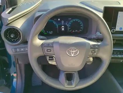 Photo 12 Toyota C-HR Hybride Rechargeable 225 Dynamic 5p