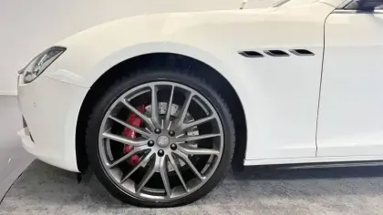 Photo 9 Maserati Ghibli  3.0 V6 275 D