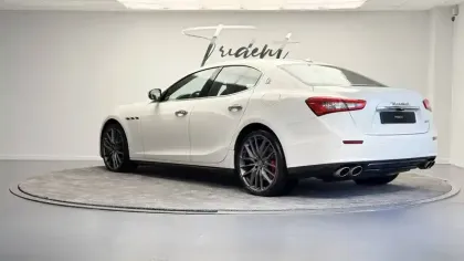 Photo 6 Maserati Ghibli  3.0 V6 275 D