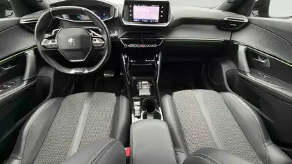 Photo 49 Peugeot 2008  PureTech 130 S&S EAT8