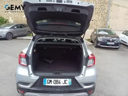 Photo 5 Renault Captur  E-Tech full hybrid 145