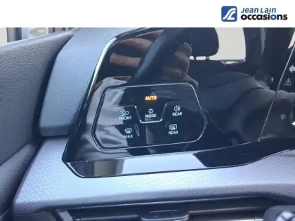 Photo 18 Volkswagen Golf  1.5 eTSI OPF 130 DSG7