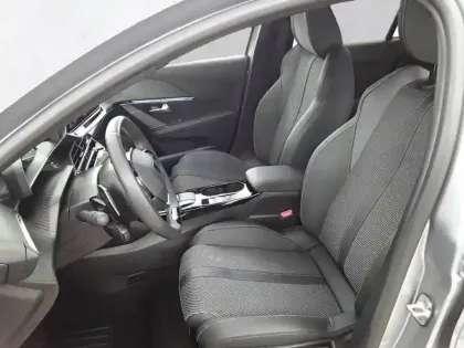 Photo 10 Peugeot 208  Hybrid 110 e-DCS6