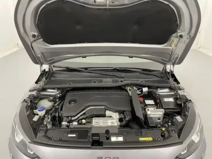 Photo 20 Peugeot 208  Hybrid 100 e-DCS6