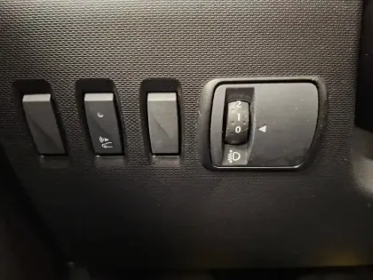 Photo 29 Renault Twingo  III E-Tech