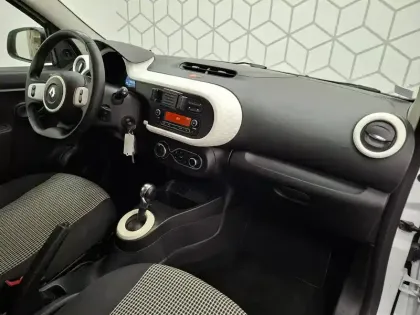 Photo 15 Renault Twingo  III E-Tech