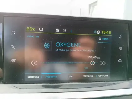 Photo 13 Peugeot 208  Electrique 50 kWh 136ch