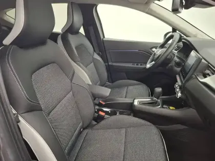 Photo 17 Renault Captur  E-Tech hybride 145