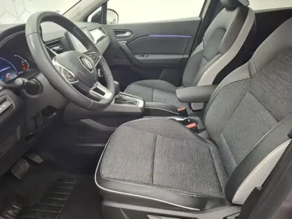 Photo 35 Renault Captur  E-Tech hybride 145