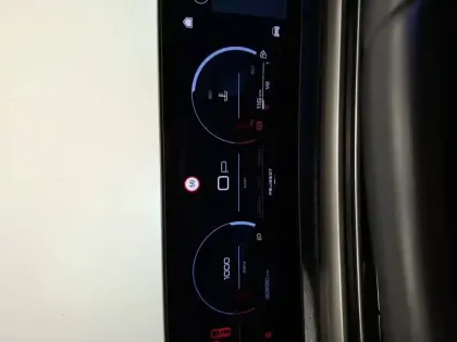 Photo 30 Peugeot 3008  Hybrid 145 e-DCS6