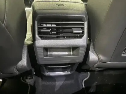 Photo 8 Peugeot 3008  Hybrid 145 e-DCS6
