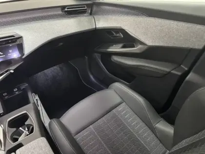 Photo 6 Peugeot 3008  Hybrid 145 e-DCS6