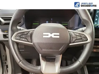 Photo 11 Dacia Duster  Hybrid 140