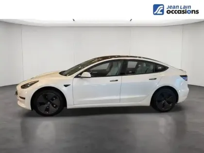 Photo 7 Tesla Model 3  Autonomie Standard Plus RWD