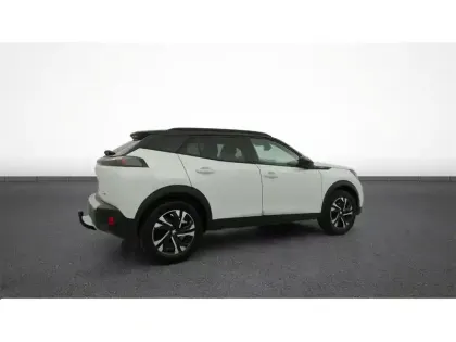 Photo 8 Peugeot 2008  PureTech 130 S&S EAT8