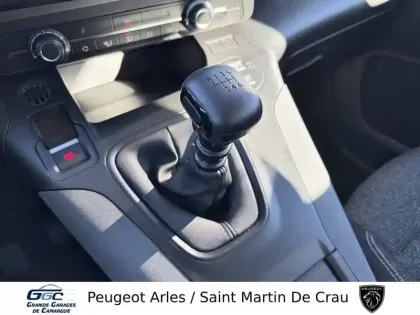 Photo 19 Peugeot Rifter  M Essence 110 ch Manuelle 5pl