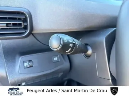 Photo 15 Peugeot Rifter  M Essence 110 ch Manuelle 5pl