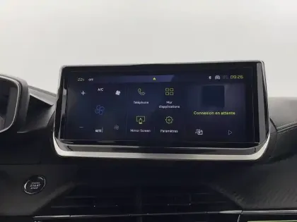 Photo 19 Peugeot 2008  Hybrid 136 e-DCS6
