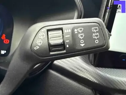 Photo 29 Ford Kuga  2.5 Duratec 180 ch FlexiFuel FHEV E85 Powershift