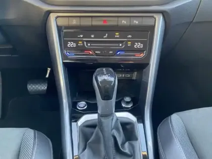 Photo 9 Volkswagen T-roc  1.5 TSI EVO 150ch Style DSG7