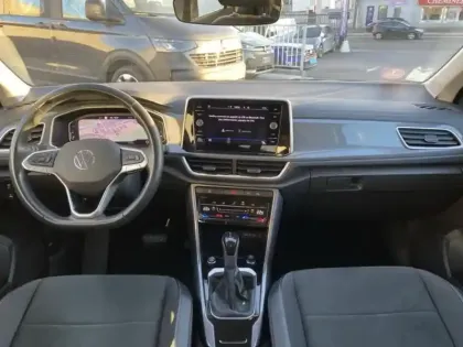 Photo 8 Volkswagen T-roc  1.5 TSI EVO 150ch Style DSG7