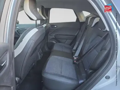 Photo 10 Renault Captur  1.6 E-Tech hybride rechargeable 160ch Techno
