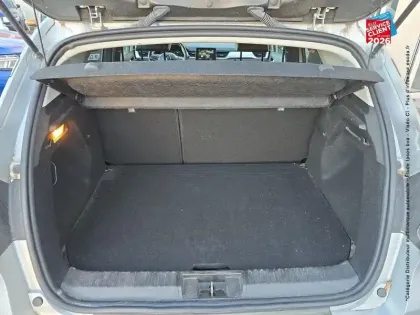 Photo 13 Renault Captur  1.6 E-Tech hybride rechargeable 160ch Techno
