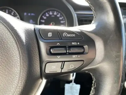 Photo 12 Kia Rio  1.0 T-GDI 120ch ISG Design DCT7 Euro6d-T