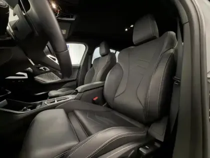 Photo 5 BMW Serie 1 Série 1 120A 170ch M Sport DKG7