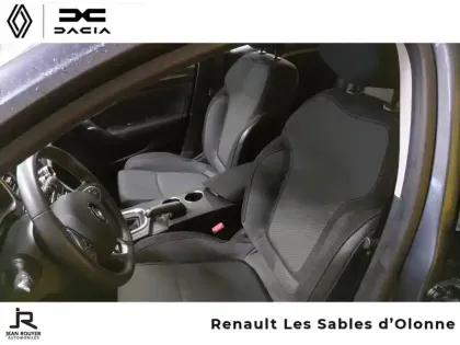 Photo 11 Renault Megane  1.5 Blue dCi 115ch Evolution EDC -23