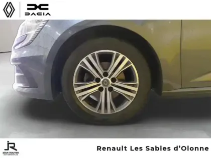 Photo 10 Renault Megane  1.5 Blue dCi 115ch Evolution EDC -23
