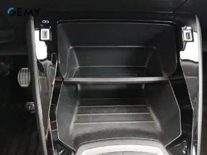 Photo 19 Peugeot 2008  PureTech 100 S&S BVM6