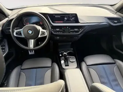 Photo 15 BMW Serie 1 Série 1 116dA 116ch M Sport DKG7