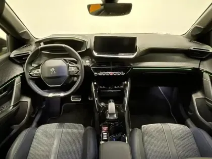 Photo 9 Peugeot 208  e- 136ch GT