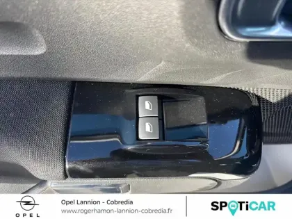 Photo 11 Citroën C3  1.2 PureTech 83ch S&S Shine