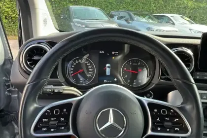 Photo 12 Mercedes CLA sse T 180 d 7G-DCT
