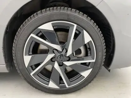 Photo 17 Peugeot 308  PHEV 180 e-EAT8