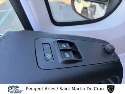 Photo 11 Peugeot Boxer  FGN 3.3 T L2H2 140 S&S BVM6