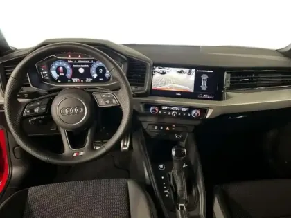Photo 7 Audi A1 30 TFSI 116 ch S tronic 7 S line