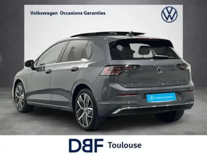 Photo 12 Volkswagen Golf 1.5 eTSI EVO2 150 DSG7 Edition 50