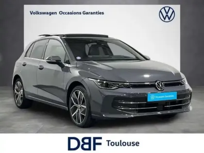 Photo 15 Volkswagen Golf 1.5 eTSI EVO2 150 DSG7 Edition 50