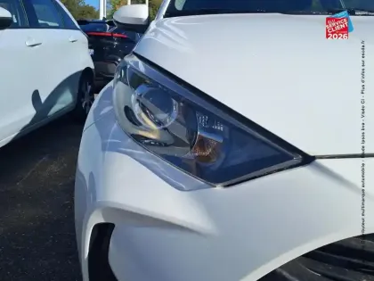 Photo 12 Toyota Yaris  116h Dynamic 5p MC24