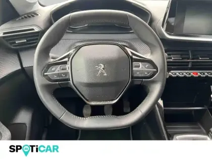 Photo 11 Peugeot 208  1.2 PureTech 100ch S&S Style