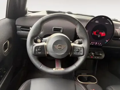 Photo 20 Mini Cooper  5 Portes S 204ch JCW DKG7