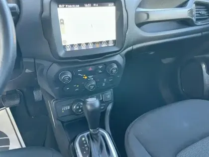 Photo 23 Jeep Renegade  1.3 GSE T4 190ch 4xe Limited AT6