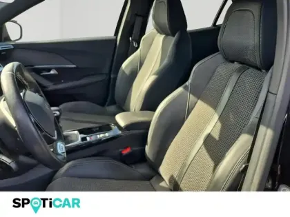 Photo 11 Peugeot 2008  1.2 PureTech 130ch S&S GT