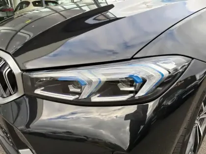 Photo 21 BMW Serie 3 Série 3 320dA xDrive 190ch M Sport