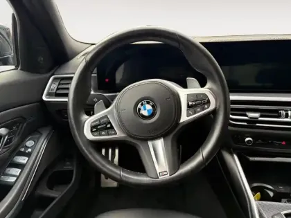 Photo 17 BMW Serie 3 Série 3 320dA xDrive 190ch M Sport